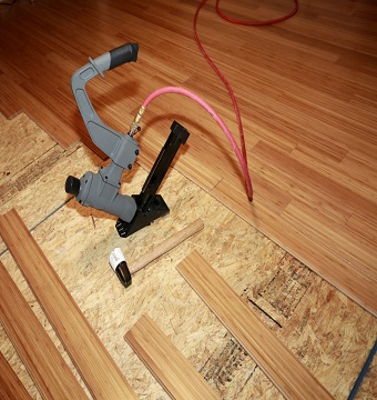 how-to-install-bamboo-flooring-professional-or-diy - Ferma ...